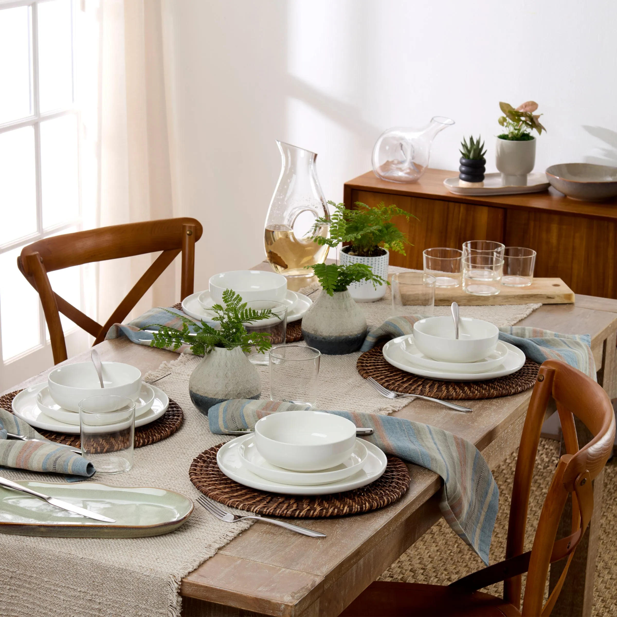 24 Seven White 12 Piece Dinnerware Set