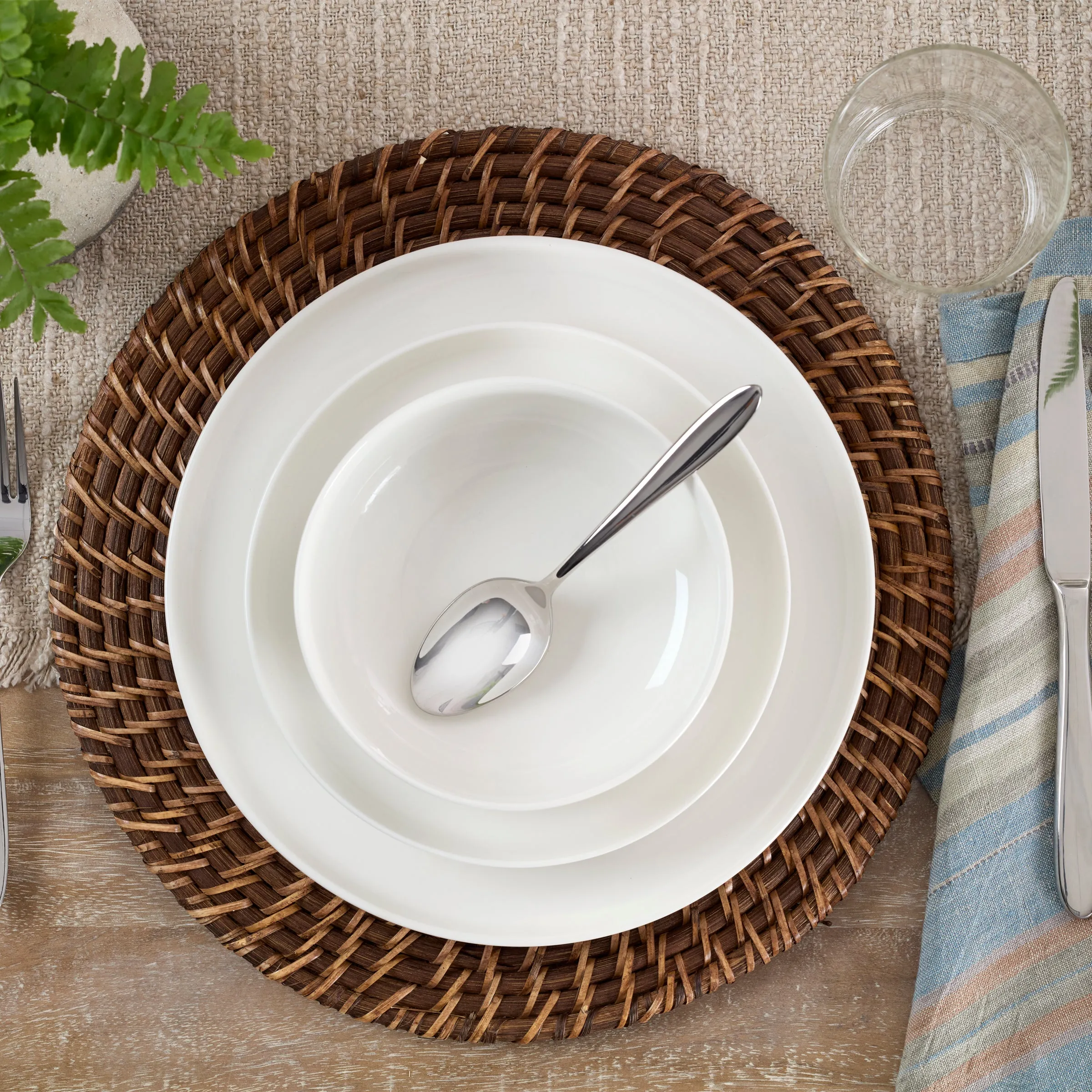 24 Seven White 12 Piece Dinnerware Set