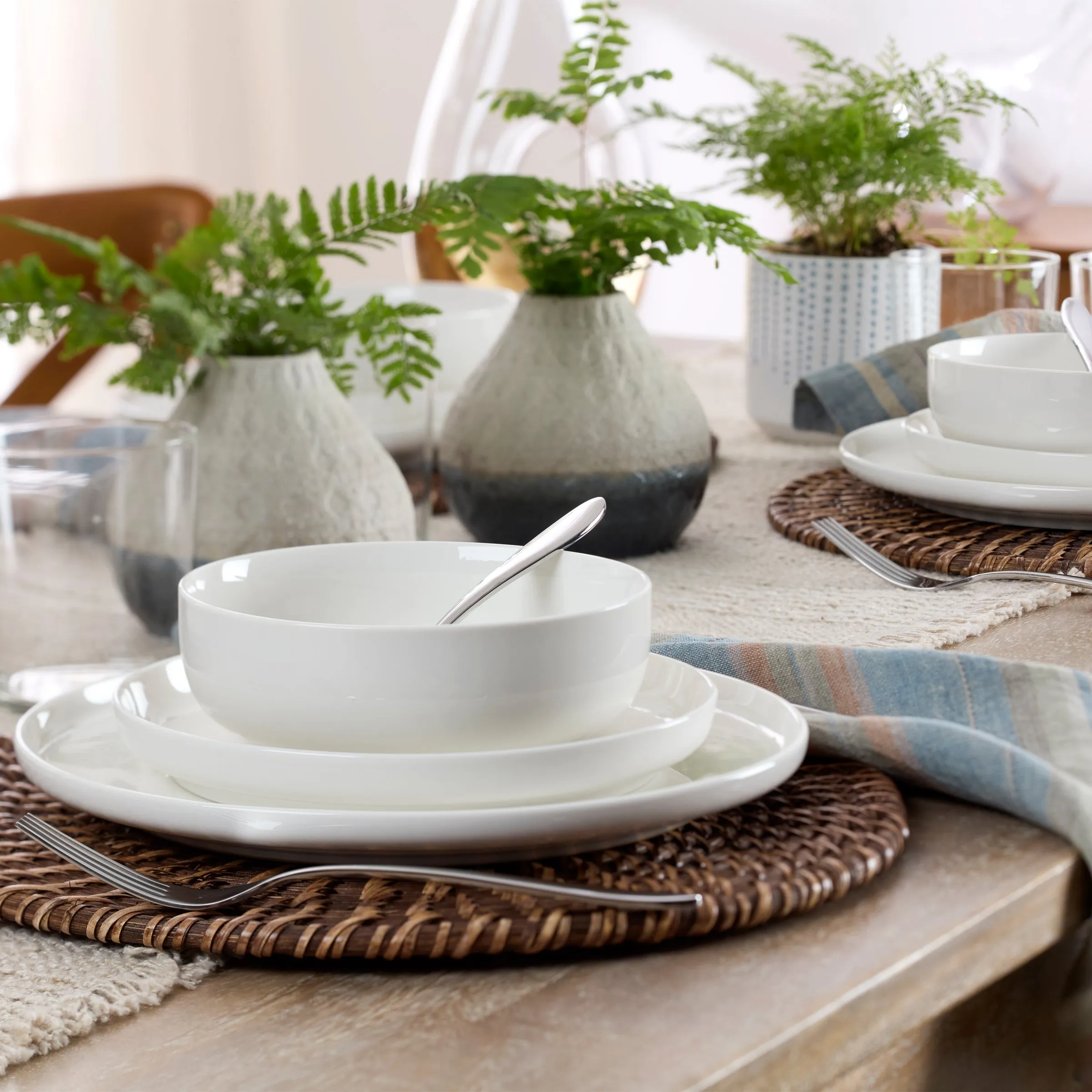 24 Seven White 12 Piece Dinnerware Set