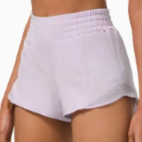 (6360) Lululemon Hotty Hot Short *High-Rise 2.5&quot; Lavender Dew In SZ 8