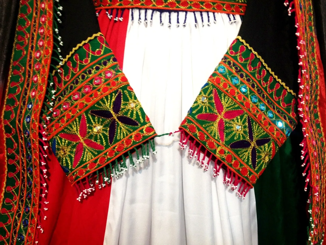 Afghan Fashion Dress In Kuwait Flag Design Arabic Wedding Clothes