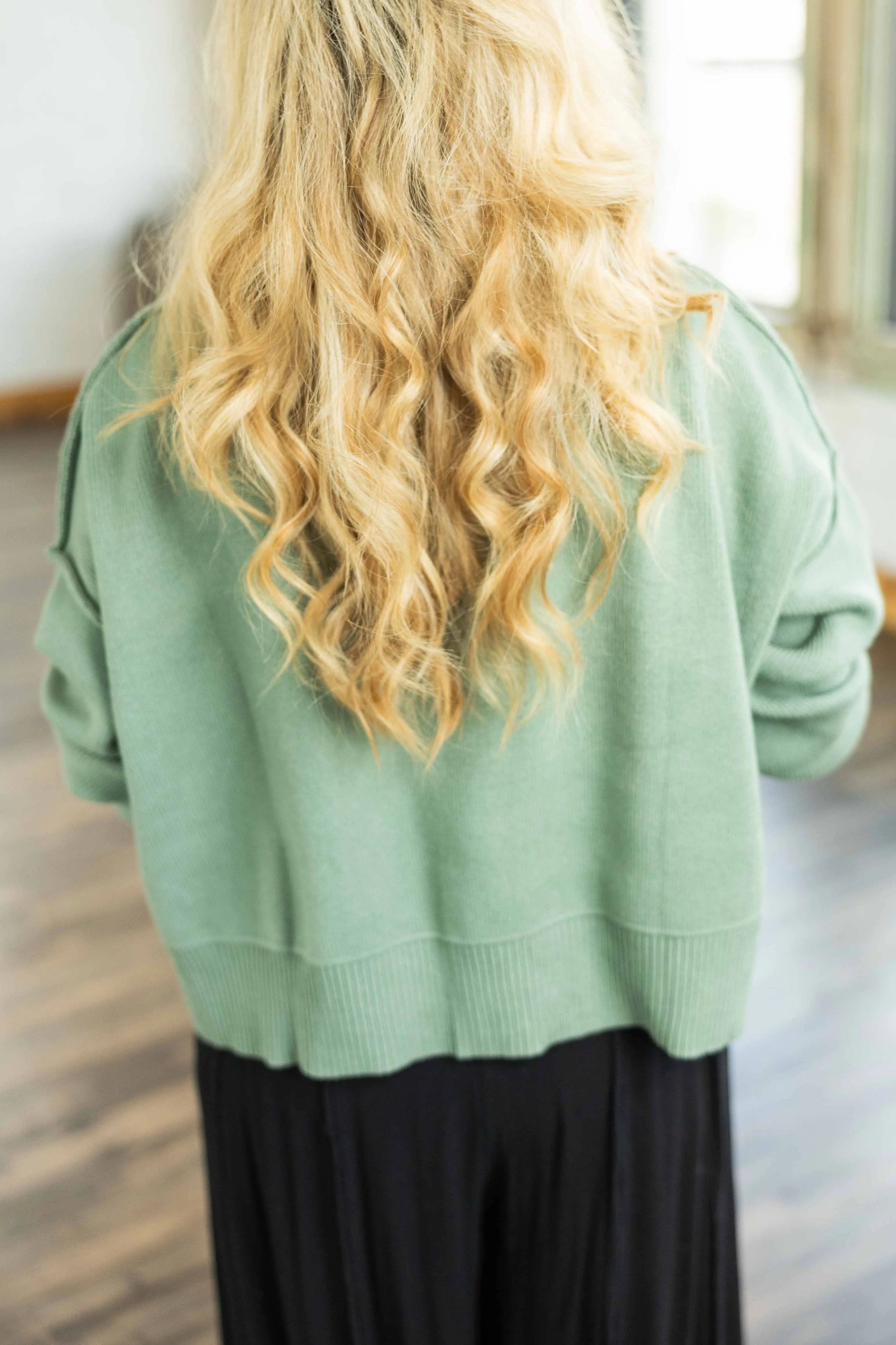 ALEXA SWEATER