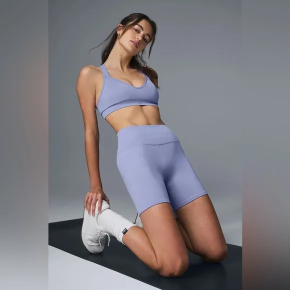Alo Yoga 5” Seamless Ribbed Favorite Shorts