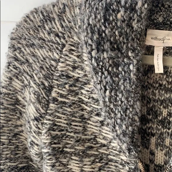ARITZIA Wilfred Italian yarn sweater