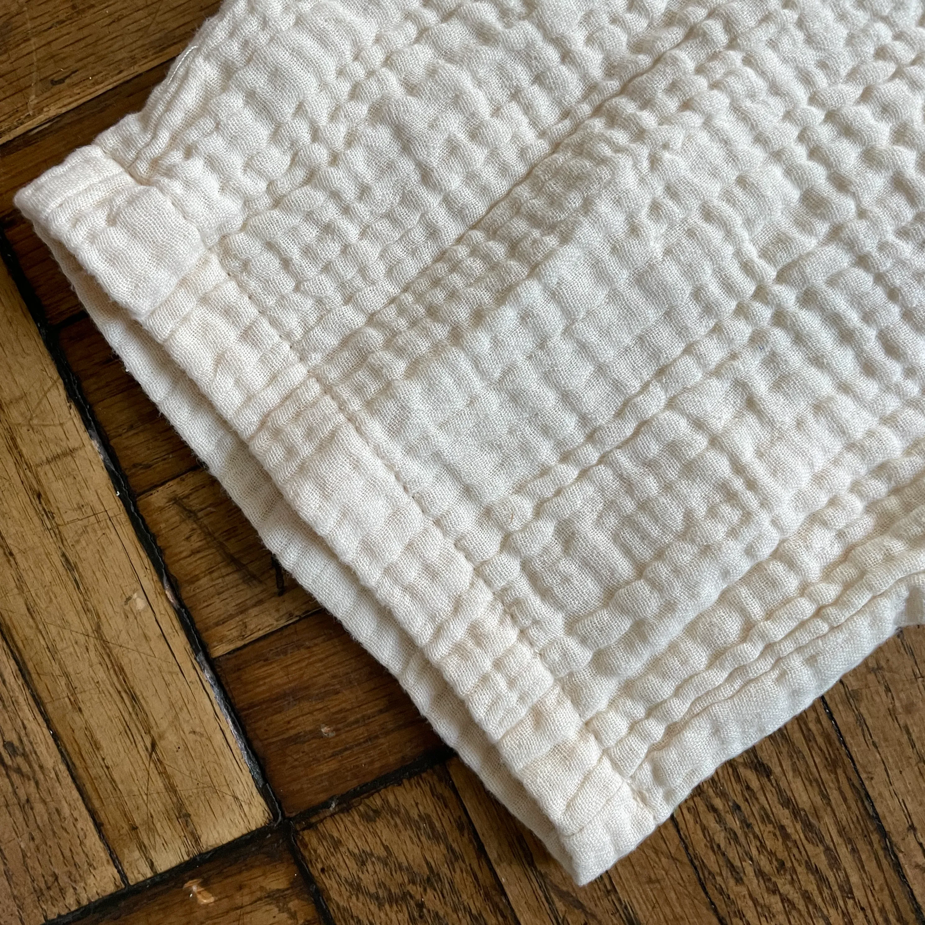 August Pants 2021 Eggnog