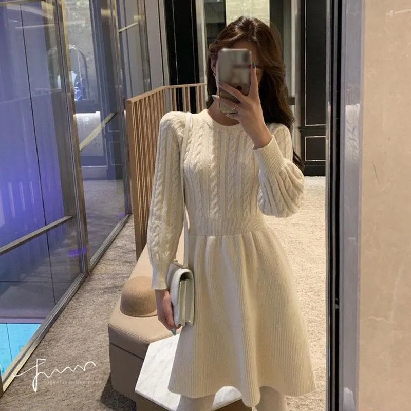 Autumn and Winter Slim Round Neck Sweater Dress Fashion Knitted Dress Solid Color Casual Women A-line Dress