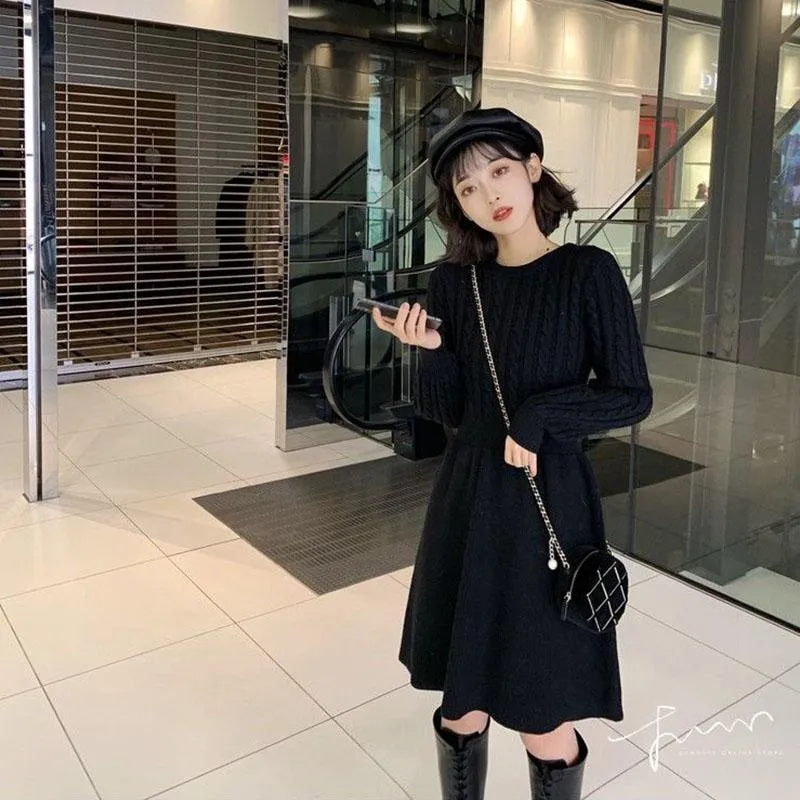 Autumn and Winter Slim Round Neck Sweater Dress Fashion Knitted Dress Solid Color Casual Women A-line Dress