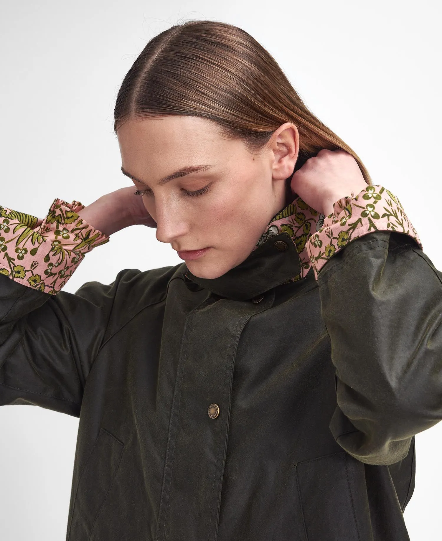 Barbour -  Barbour x William Morris Gallery Shelton Waxed Jacket - archive olive / eyebright