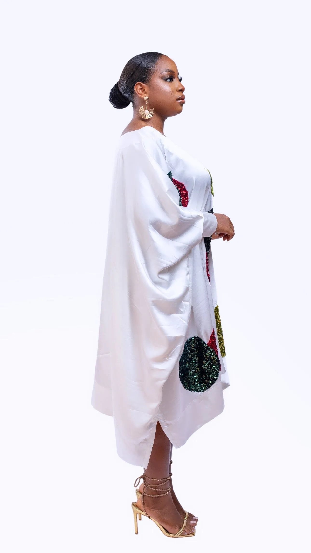 Bella white short boubou dress with multicolored sequin circle and asymmetrical sides