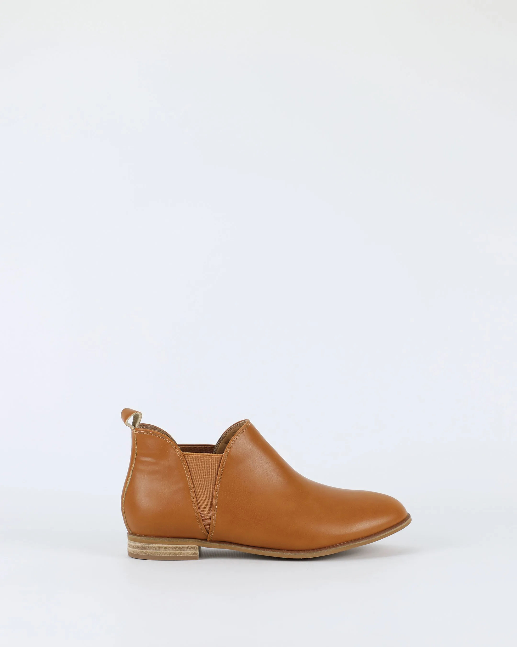Bestwick - Light Tan