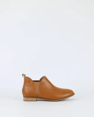 Bestwick - Light Tan