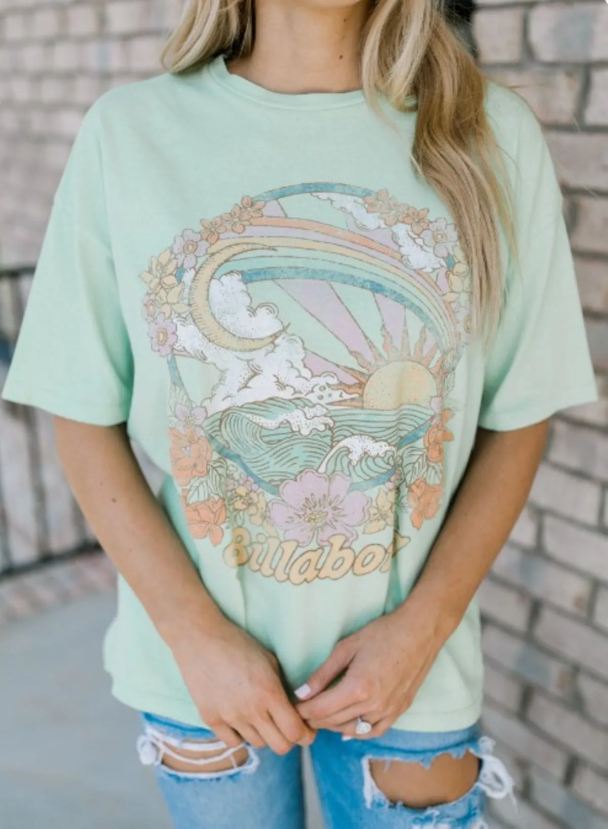 Billabong Sky is Bright Women's T-Shirt