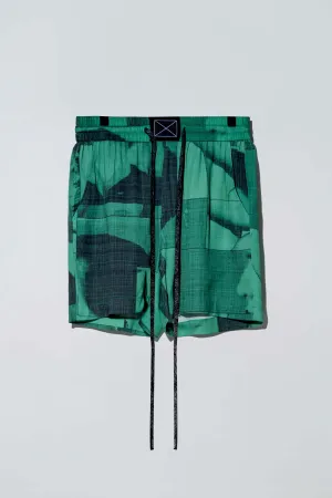 Billie Shorts Black List Print Green