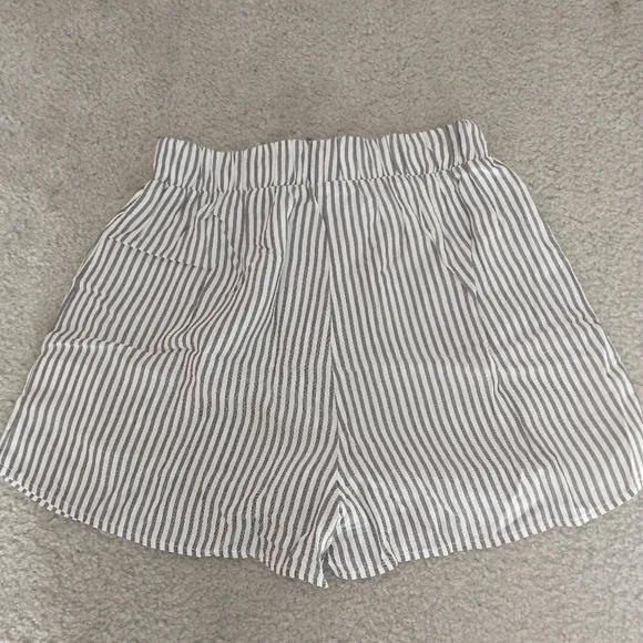 BNWT Show Me Your Mumu Road Trip Shorts