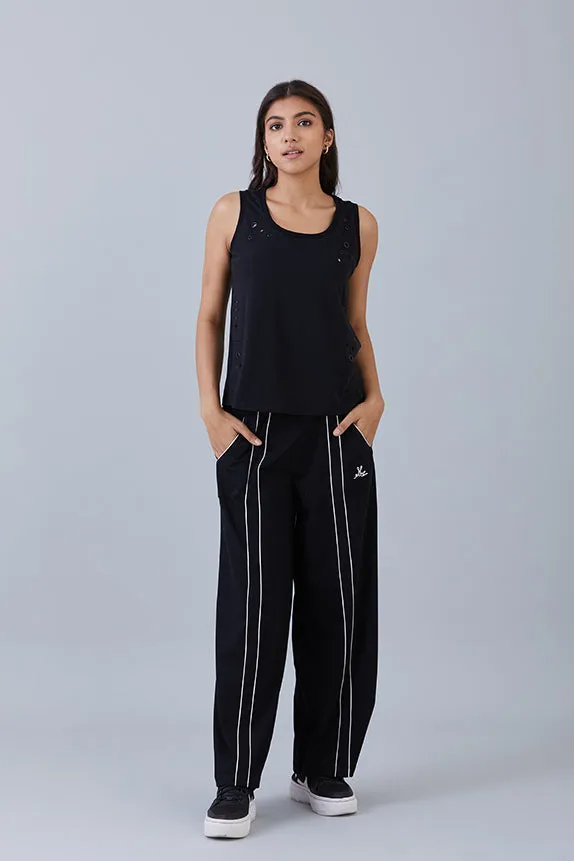 Breezy Eyelet Tank Black