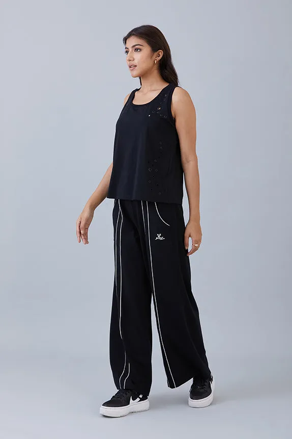 Breezy Eyelet Tank Black