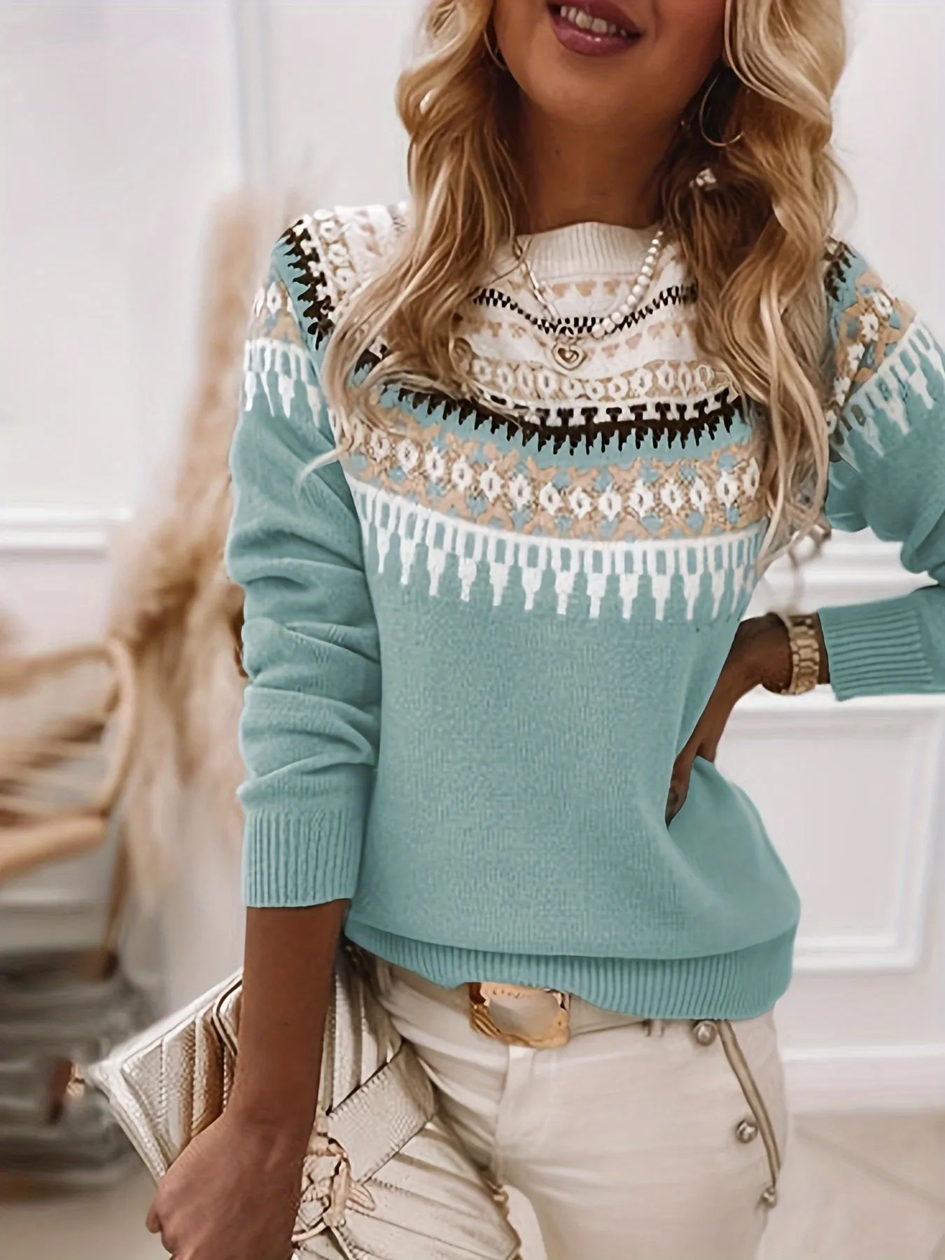 Cathaniela™ - Nordic-Inspired Sweater