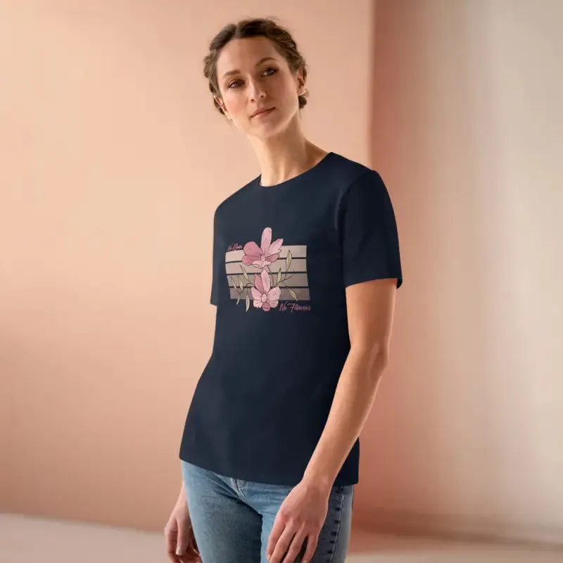 Chic Womens Premium Tee Inspiring no Rain no Flowers