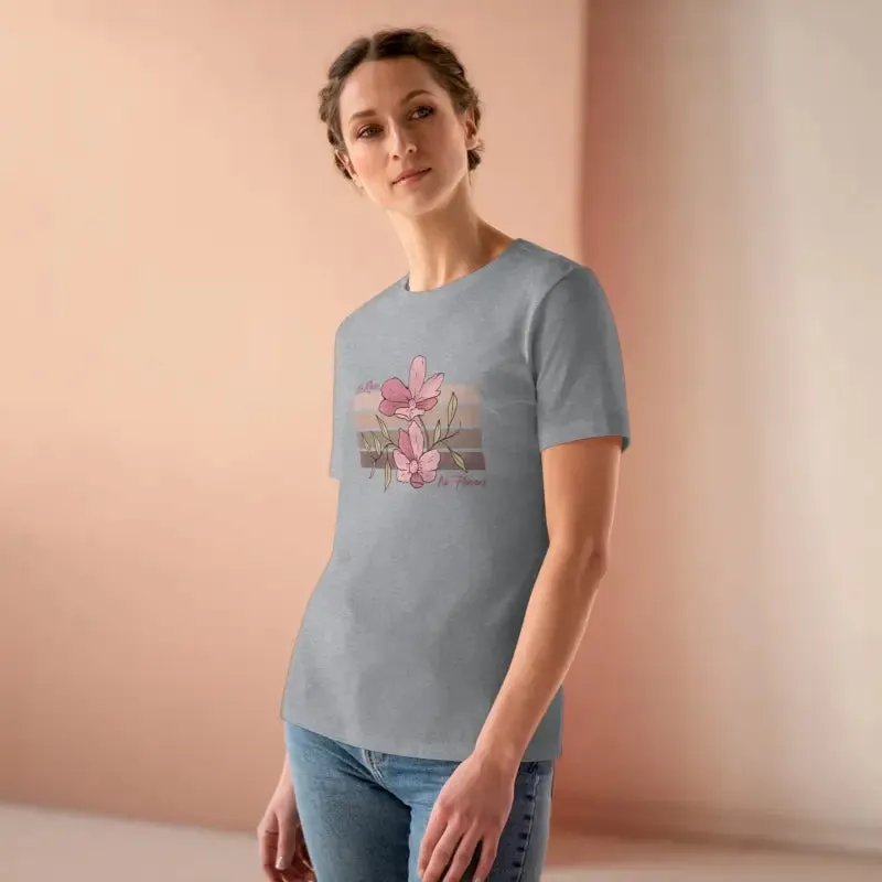 Chic Womens Premium Tee Inspiring no Rain no Flowers