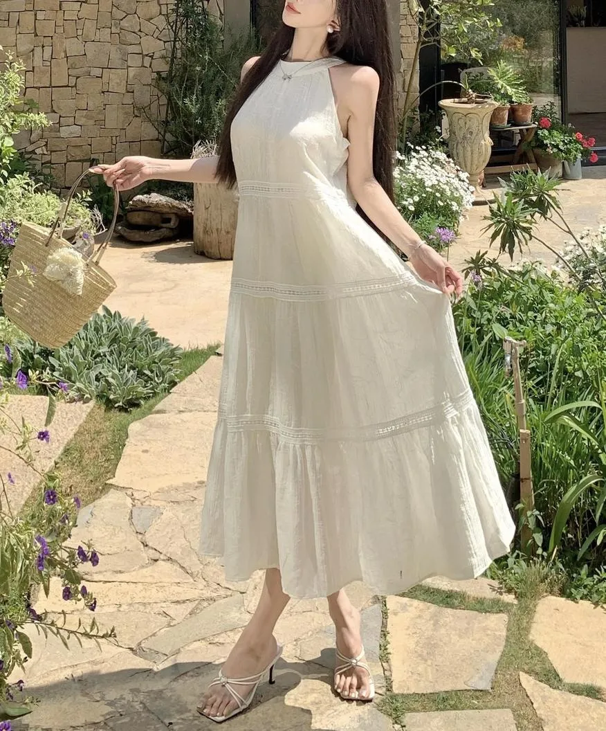 Comfortable and Breathable Maxi Halter Dress for Your Next Vacation