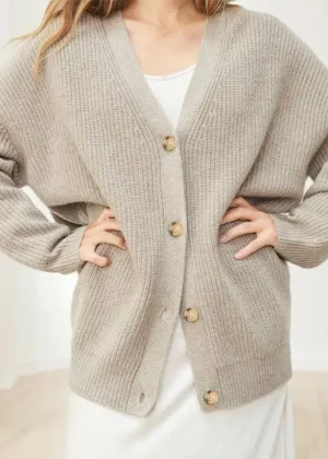 Cozy Beige Cardigan Sweater - Relaxed Style