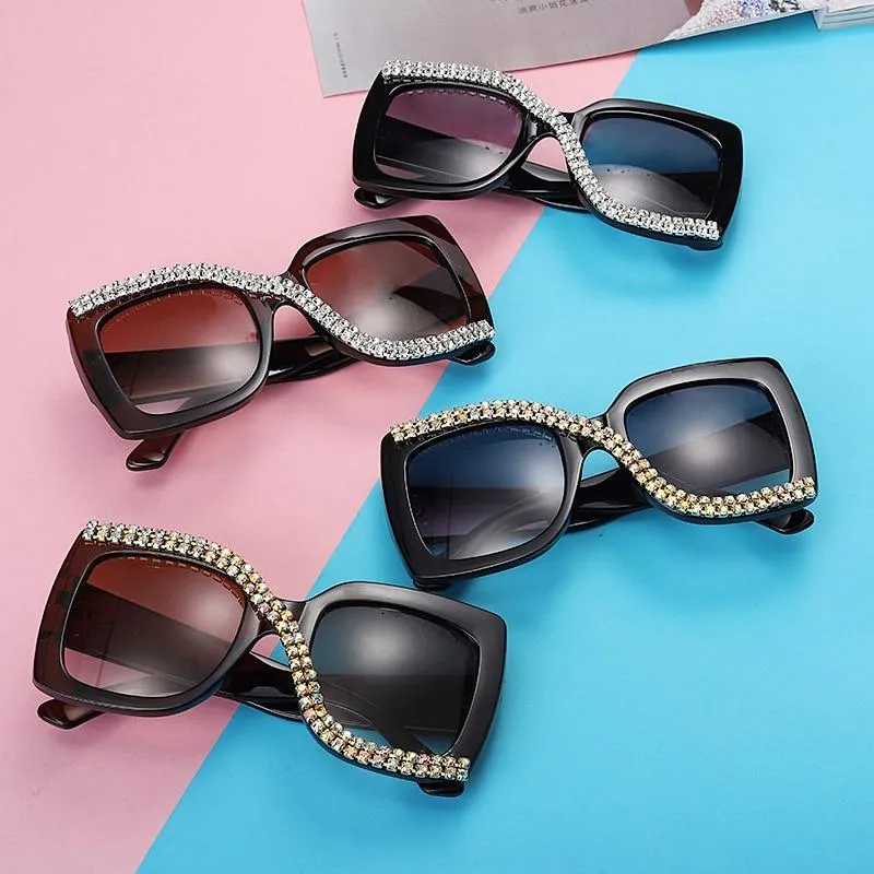 Diamond Square Sunglasses Women  Luxury Vintage Oversized Sunglasses Unique One Piece Rhinestone Glasses Shades gafas de sol