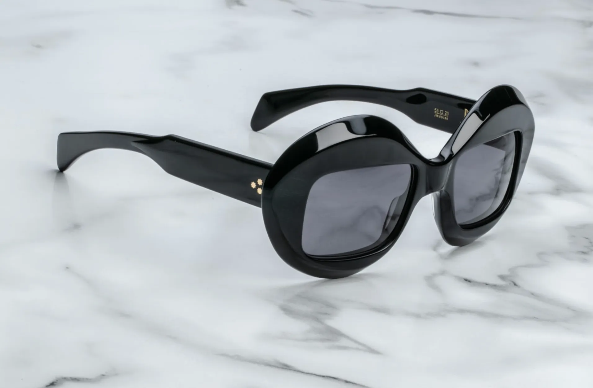 DOLL-Black / Jet / Dark Gold