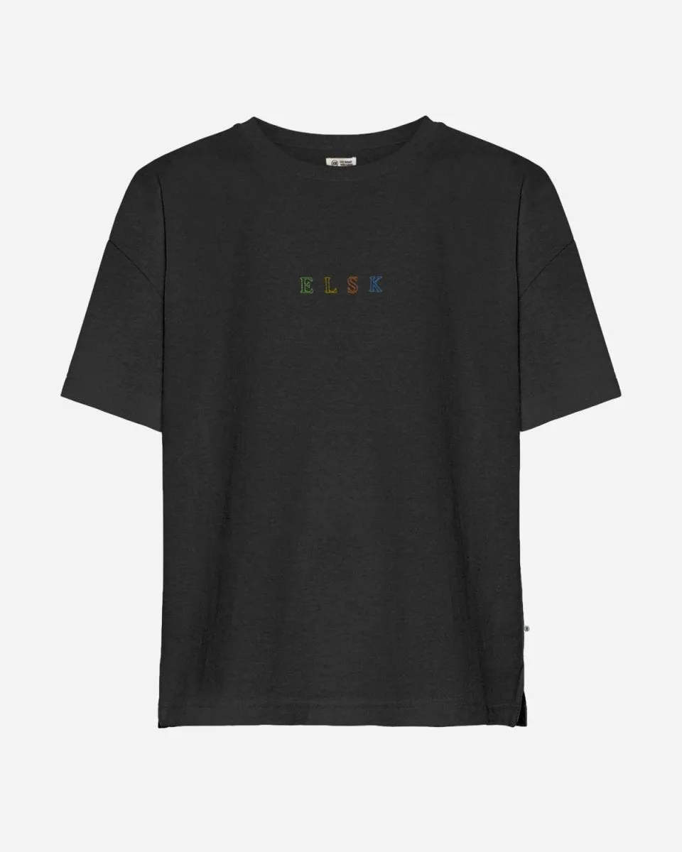 ELSK® PURE STROKE EMB THILDA TUNG TEE - Black
