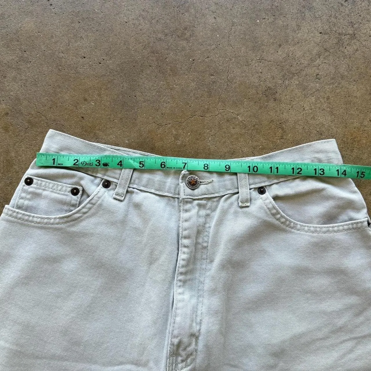 Faded Glory Y2K Cream shorts Size 28