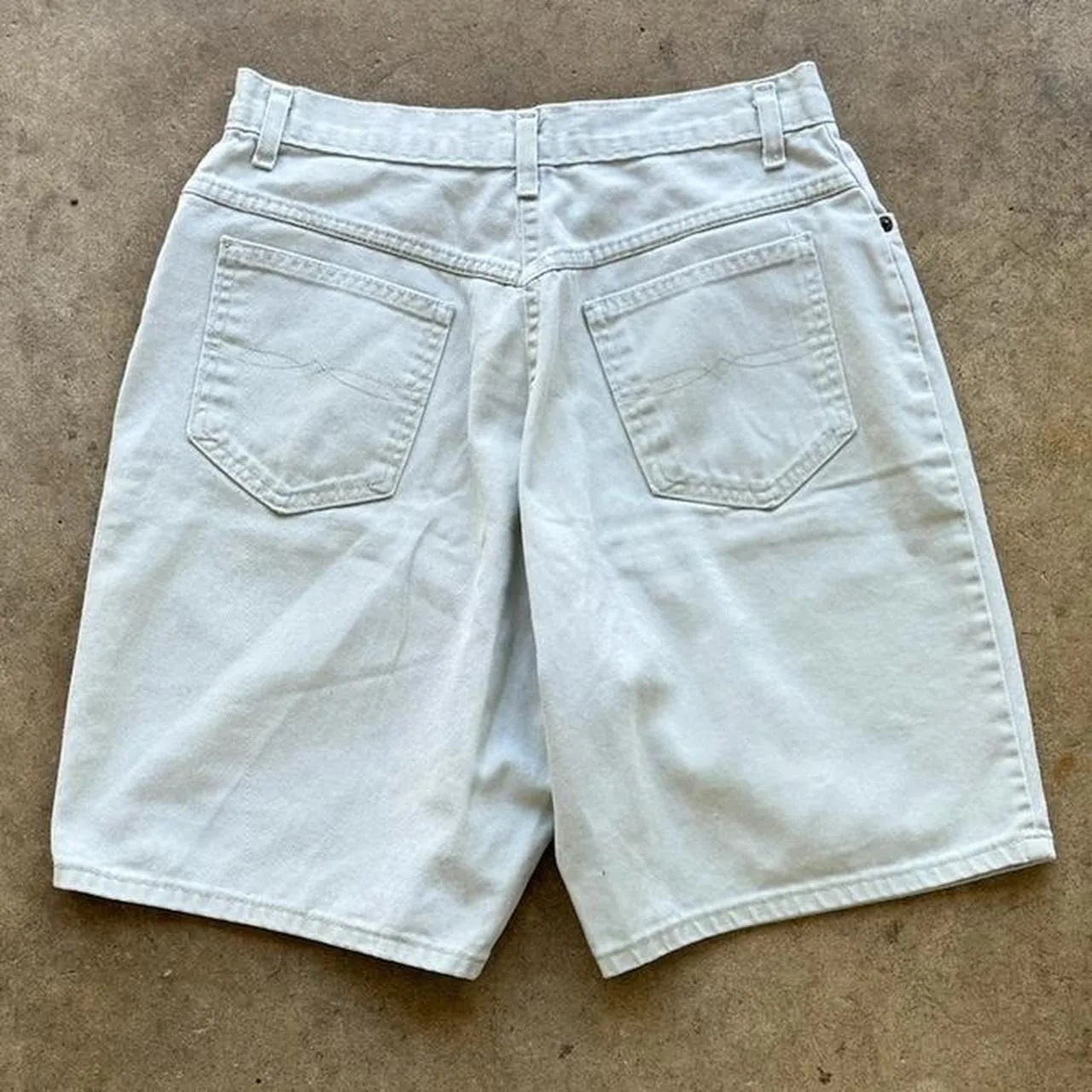 Faded Glory Y2K Cream shorts Size 28