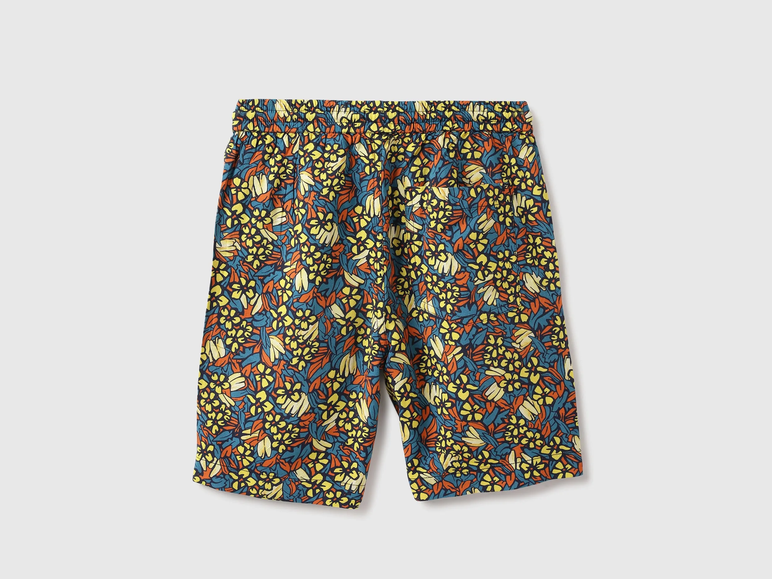 Floral Print Regular Fit Regular Shorts