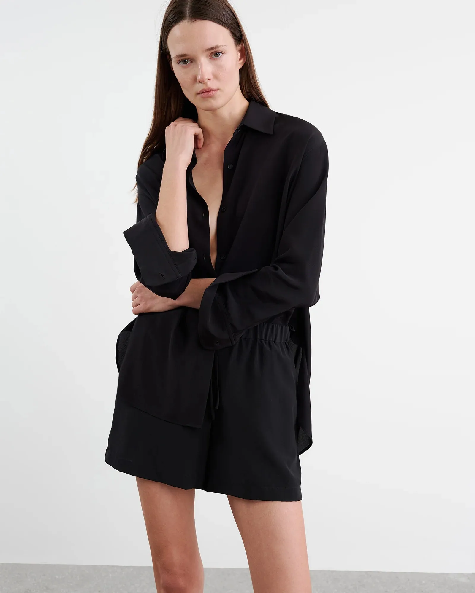 FRANCES SILK SHORT IN BLACK