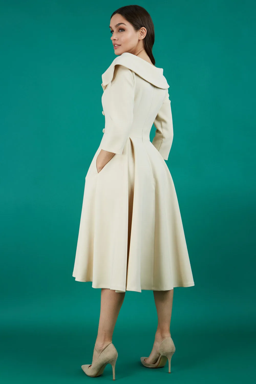 Gatsby Sleeved Oversized Collar Swing Dress