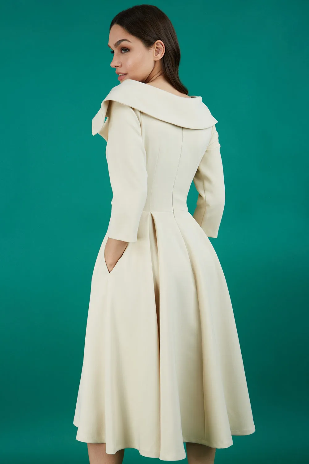 Gatsby Sleeved Oversized Collar Swing Dress