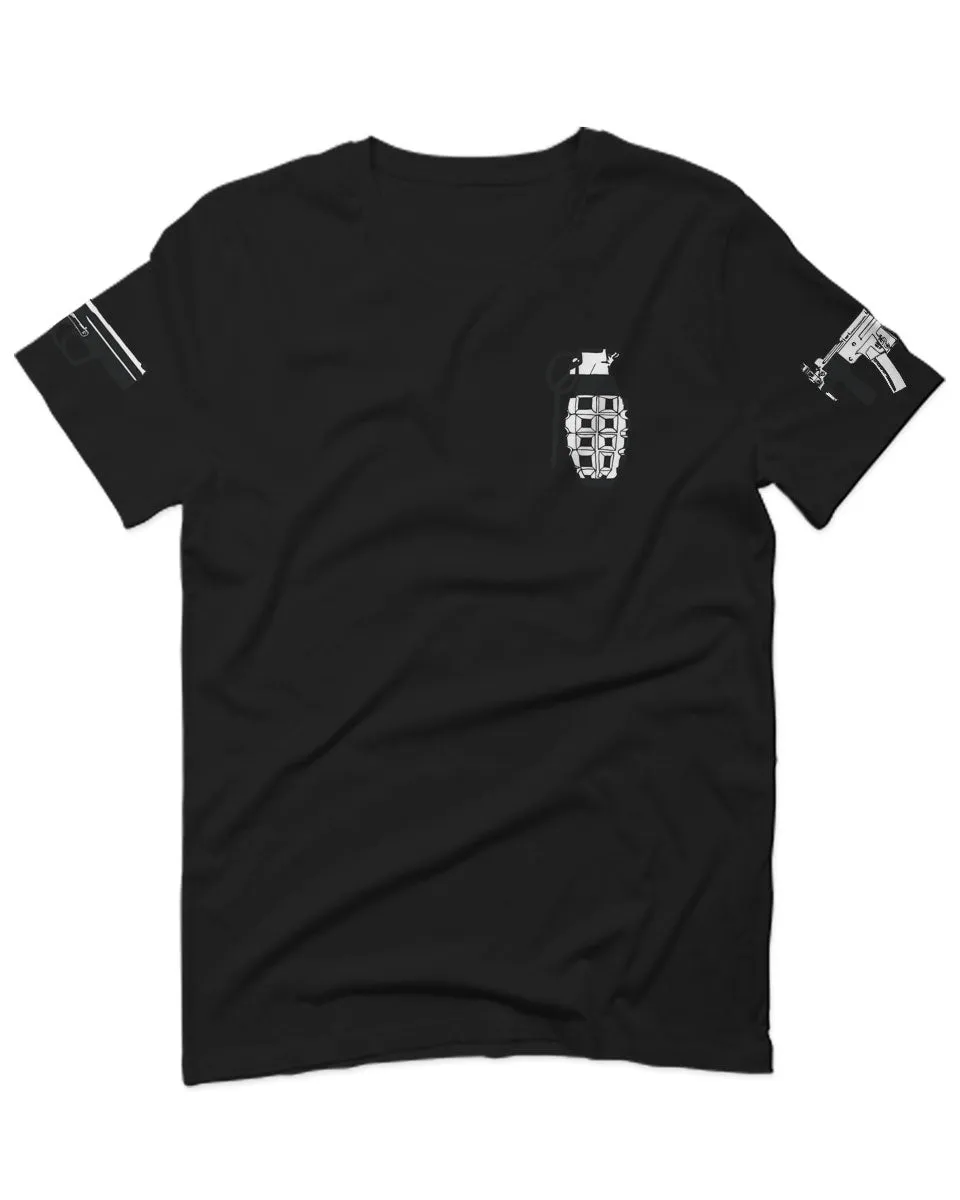 Grenade Guns Second Amendment American Rights Weapons For men T Shirt