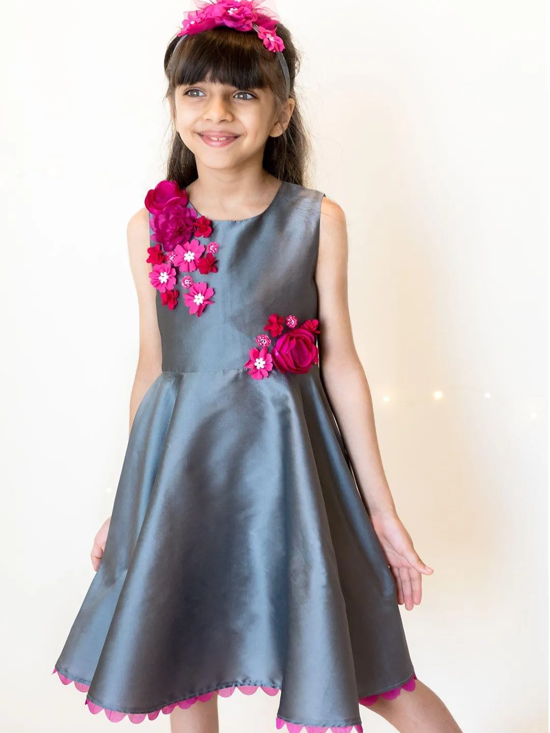 Grey Scallop Hem Dress Sleeveless