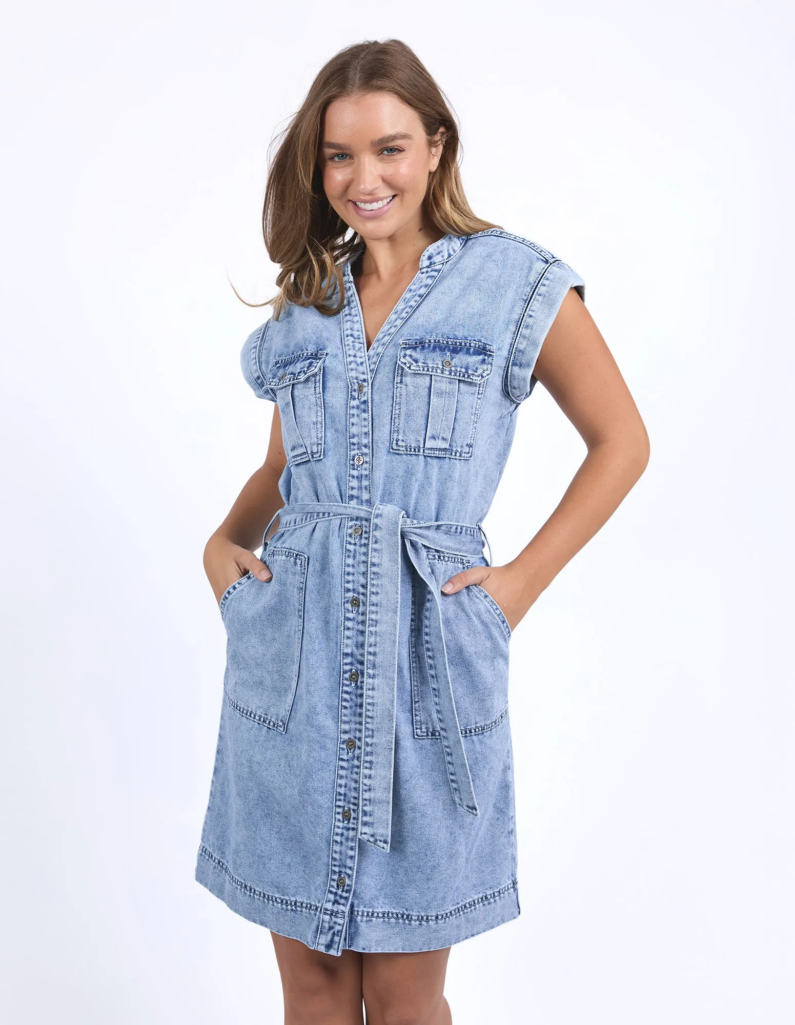 HARLOW DENIM DRESS || LIGHT BLUE