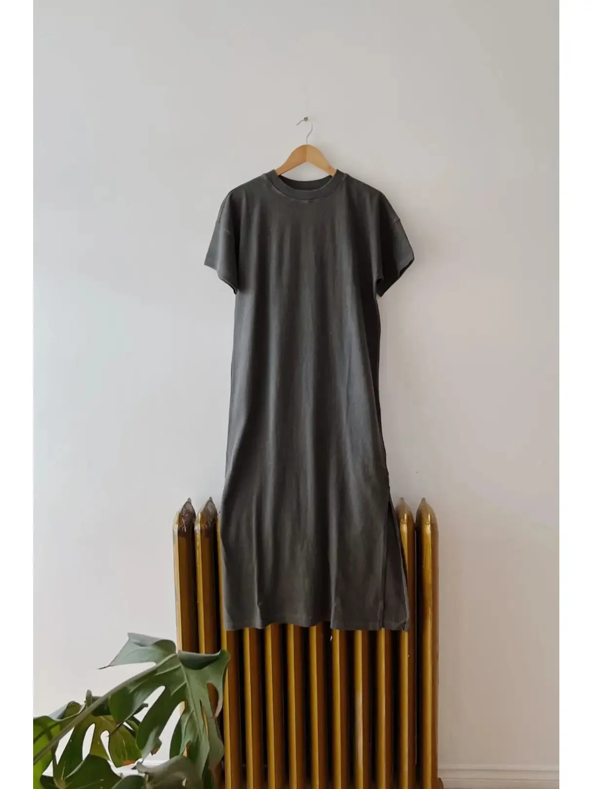 Her Dress - Coal