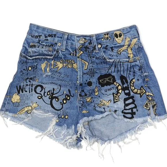 💥HOT ITEM💥 Graffiti High Waist Shorts