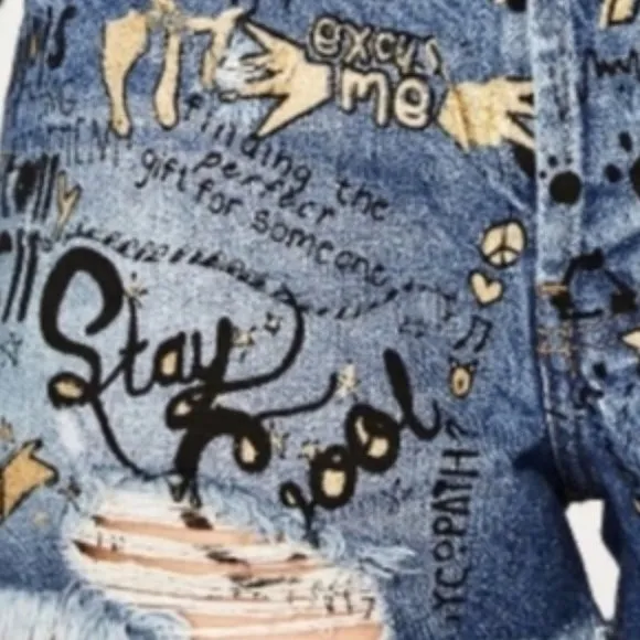 💥HOT ITEM💥 Graffiti High Waist Shorts
