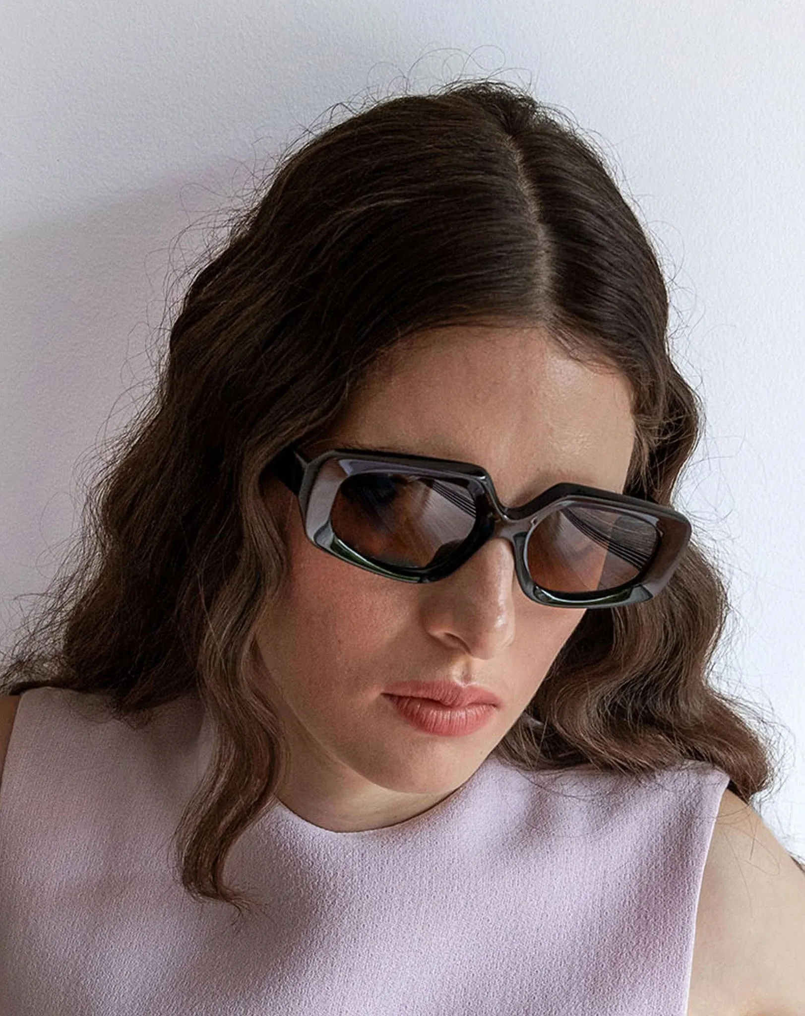 JOANA-Black Solid / Solid Brown