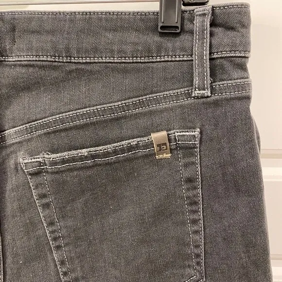 Joe’s Jeans Lisbeth Raw Hem Denim Shorts. Black. Size W 30. Streetwear. Cute.