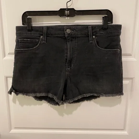 Joe’s Jeans Lisbeth Raw Hem Denim Shorts. Black. Size W 30. Streetwear. Cute.