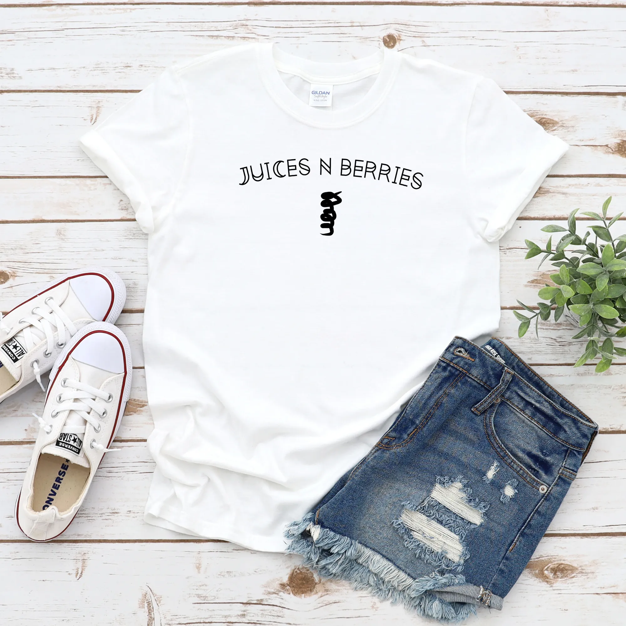 Juices 'N' Berries - 4C Hairtype Shirt.