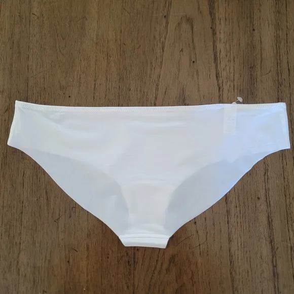 La Perla Vintage low raise laser cut quiet luxury white brief size medium