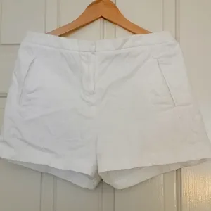 LACOSTE Tennis Shorts Cotton Blend White Color Women's US 8