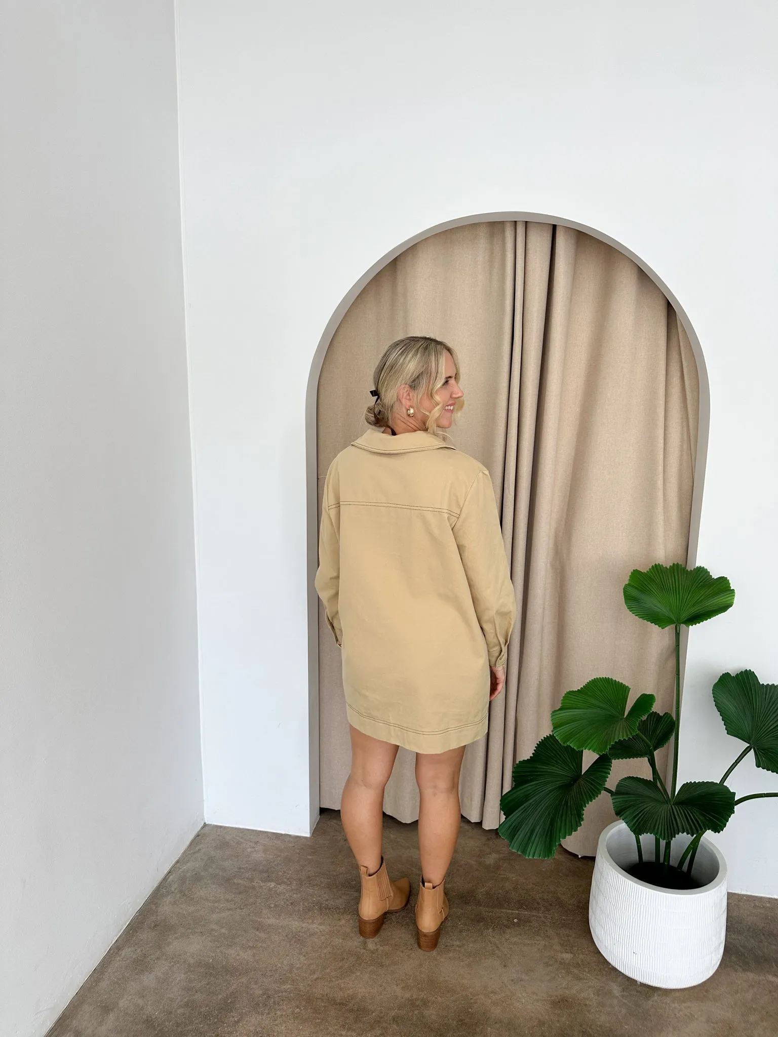 Leah Dress -Light beige