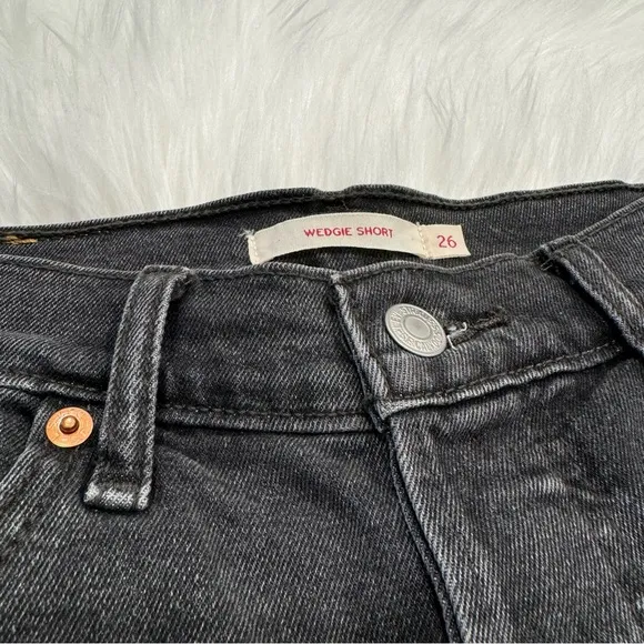 Levi’s Premium Denim Wedgie Fit Short Size 26