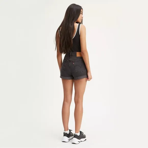 Levi’s Premium Denim Wedgie Fit Short Size 26