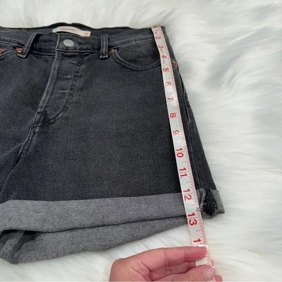 Levi’s Premium Denim Wedgie Fit Short Size 26